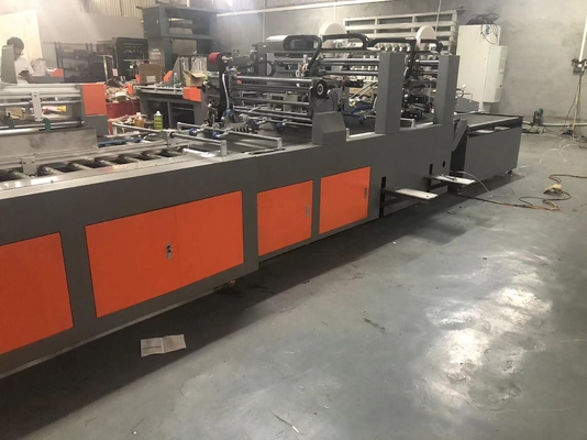 Caja automática anaranjada que pega la máquina 1600kg para el CE acanalado de la caja